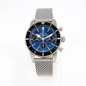 14823_watchlounge_lo.jpg