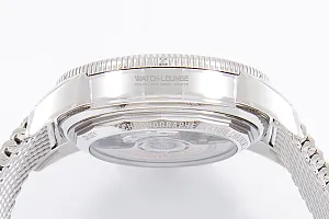 14827_watchlounge_lo.jpg