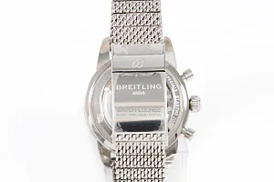 14830_watchlounge_lo.jpg