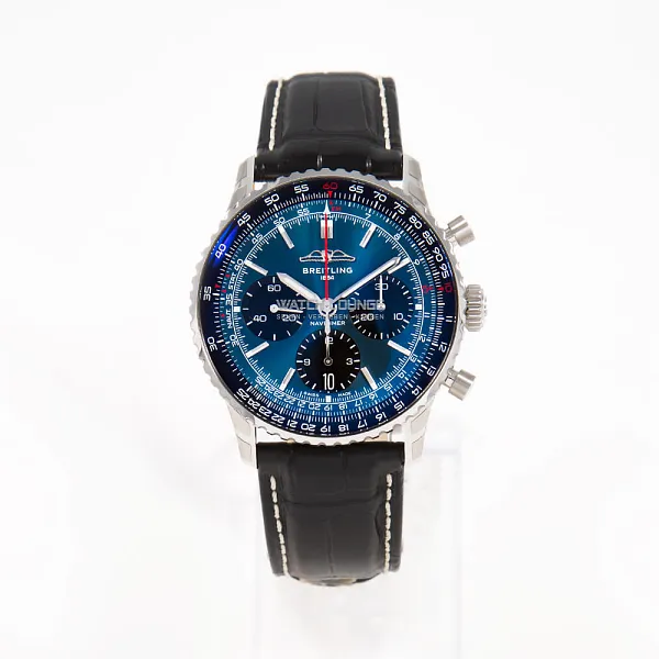 14835_watchlounge_lo.jpg