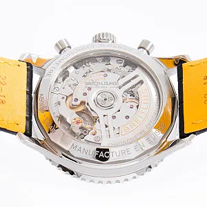 14840_watchlounge_lo.jpg