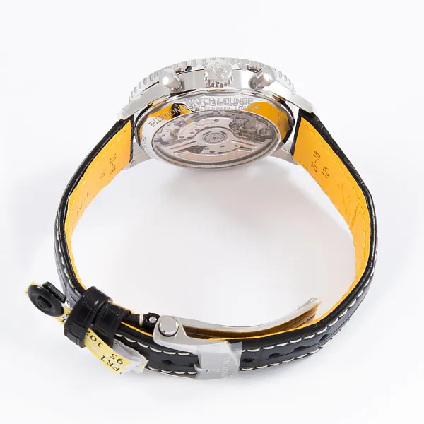 14841_watchlounge_lo.jpg