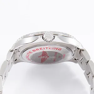 14862_watchlounge_lo.jpg