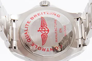 14864_watchlounge_lo.jpg
