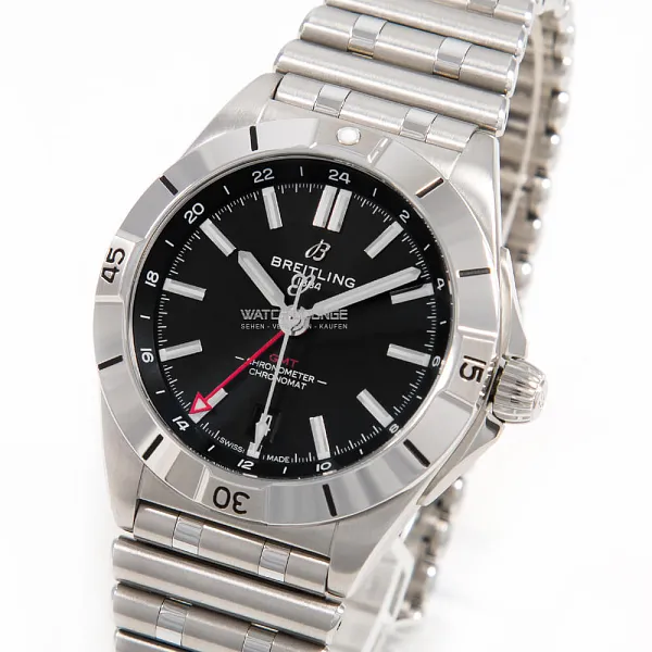 14881_watchlounge_lo_1.jpg