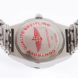 14888_watchlounge_lo.jpg