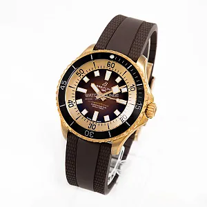 14897_watchlounge_lo.jpg