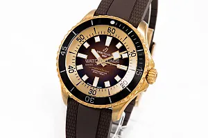 14897_watchlounge_lo.jpg