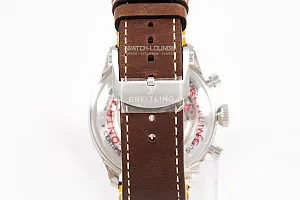 14914_watchlounge_lo.jpg