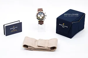 14915_watchlounge_lo.jpg