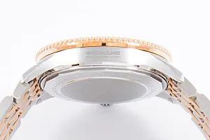 14923_watchlounge_lo.jpg