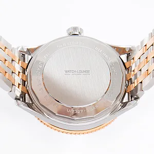 14924_watchlounge_lo.jpg