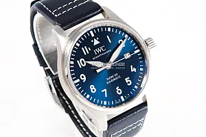 14932_watchlounge_lo.jpg