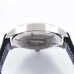14935_watchlounge_lo.jpg