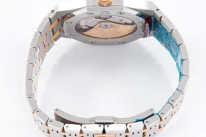 14993_watchlounge_lo.jpg