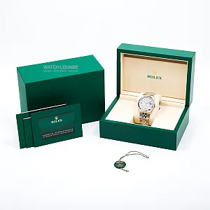 15006_watchlounge_lo.jpg
