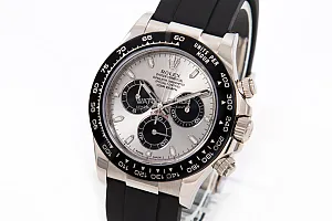15014_watchlounge_lo.jpg