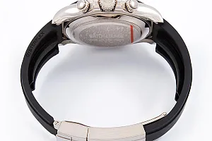 15017_watchlounge_lo.jpg