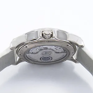 15026_watchlounge_lo.jpg