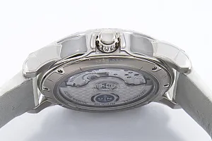 15026_watchlounge_lo.jpg