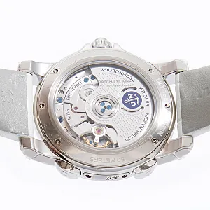 15028_watchlounge_lo.jpg