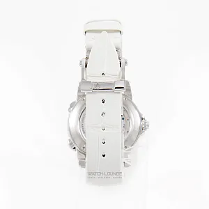 15030_watchlounge_lo.jpg