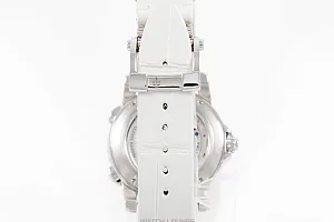 15030_watchlounge_lo.jpg