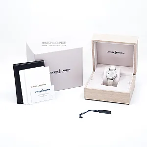 15032_watchlounge_lo.jpg