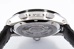 15039_watchlounge_lo.jpg