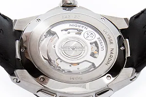 15040_watchlounge_lo.jpg