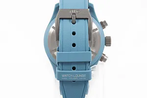 15053_watchlounge_lo.jpg