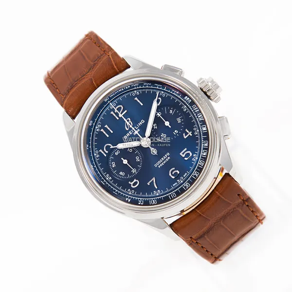 15084_watchlounge_lo.jpg