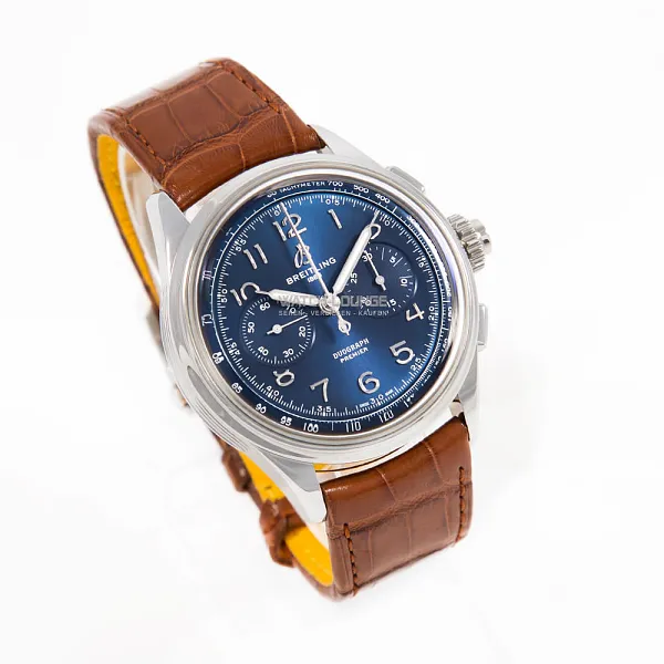 15086_watchlounge_lo.jpg