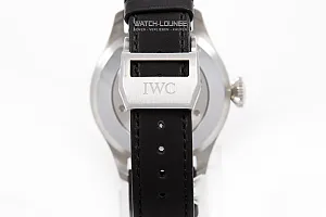 15235_watchlounge_lo.jpg