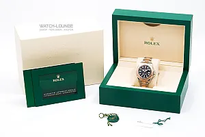 15403_watchlounge_lo.jpg