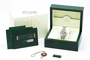 15579_watchlounge_lo.jpg