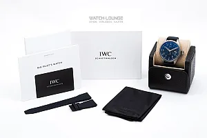 15703_watchlounge_lo.jpg