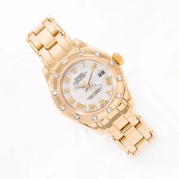 16113_watchlounge_lo.jpg