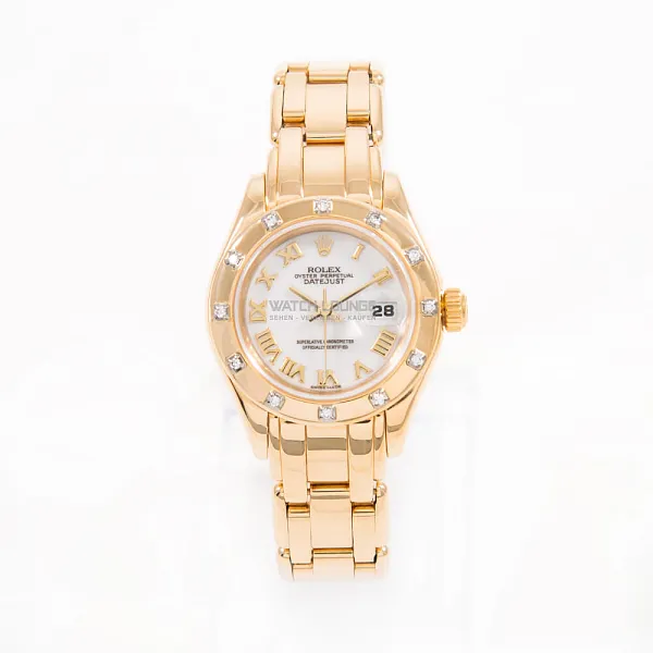 16114_watchlounge_lo.jpg