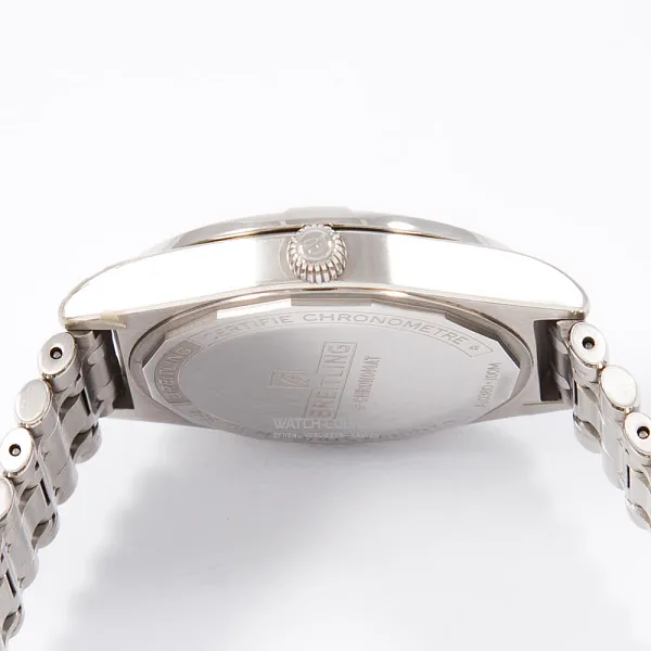 16852_watchlounge_lo.jpg