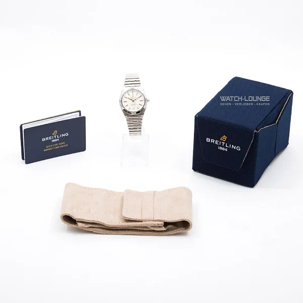 16856_watchlounge_lo.jpg