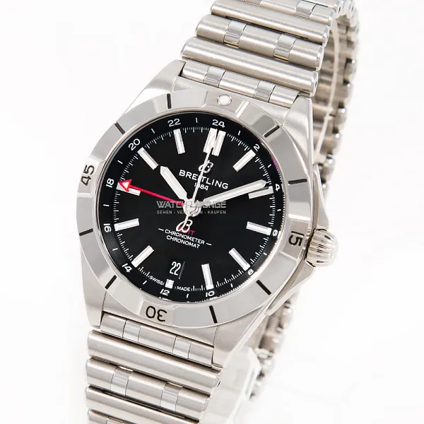 16882_watchlounge_lo_1.jpg