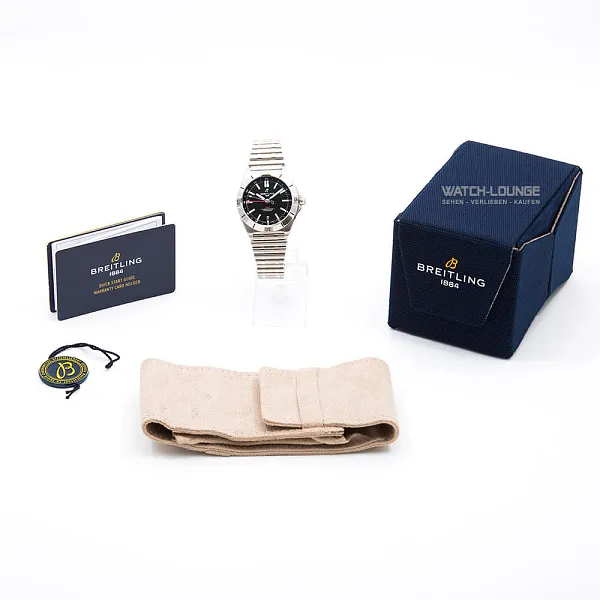 16891_watchlounge_lo.jpg