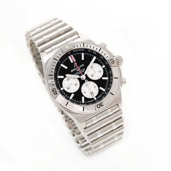 16898_watchlounge.jpg