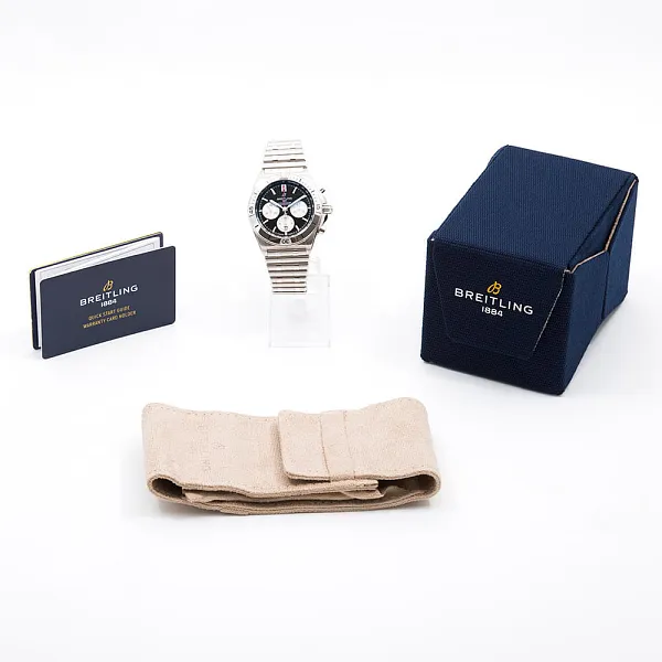 16905_watchlounge.jpg
