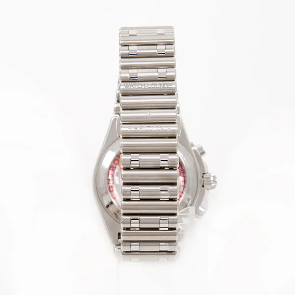 16916_watchlounge_lo.jpg