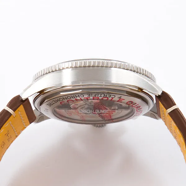 16969_watchlounge_lo.jpg