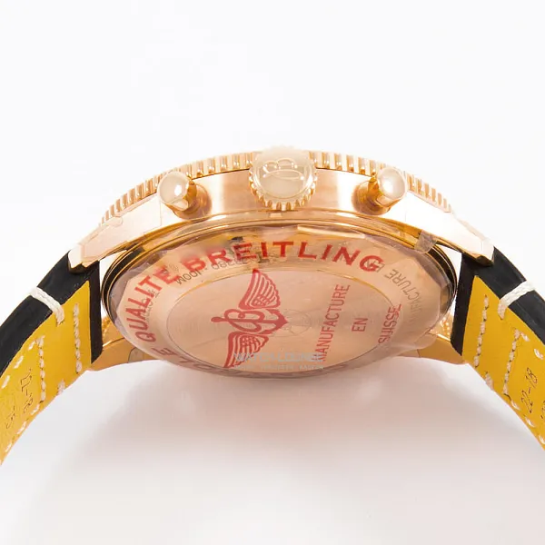 17004_watchlounge_lo.jpg