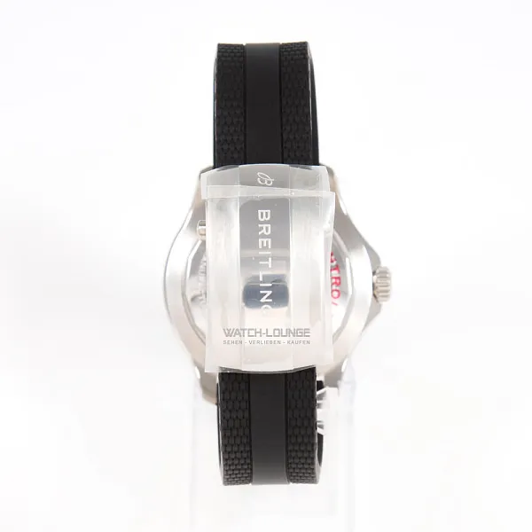 17068_watchlounge_lo.jpg