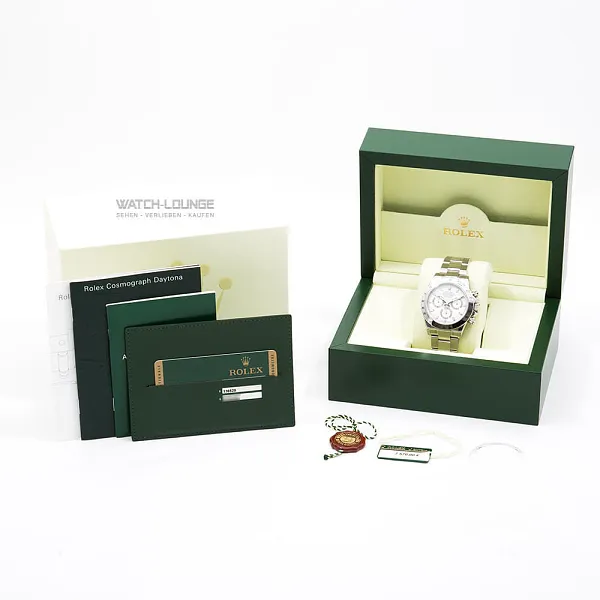17111_watchlounge_lo.jpg